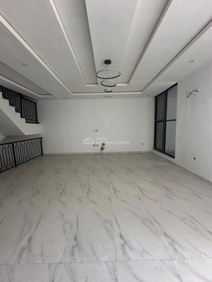 Gorgeous 4 Bedroom Terrace Duplex, Chevron, Lekki, Lagos, Terraced Duplex for Sale