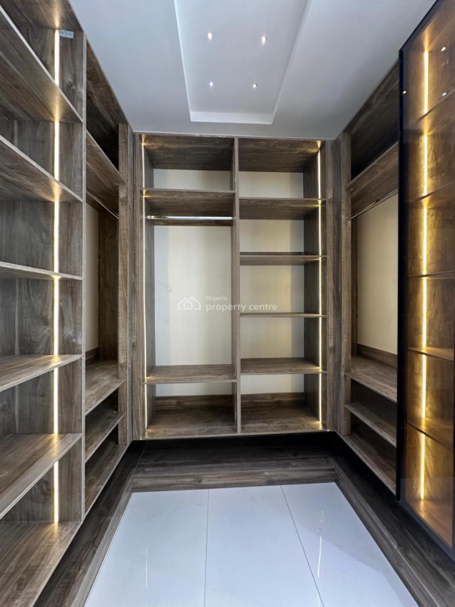 Enormous 5 Bedroom Duplex with a Bq and a Beautiful Garden, Chevron, Lekki, Lagos, Detached Duplex for Sale