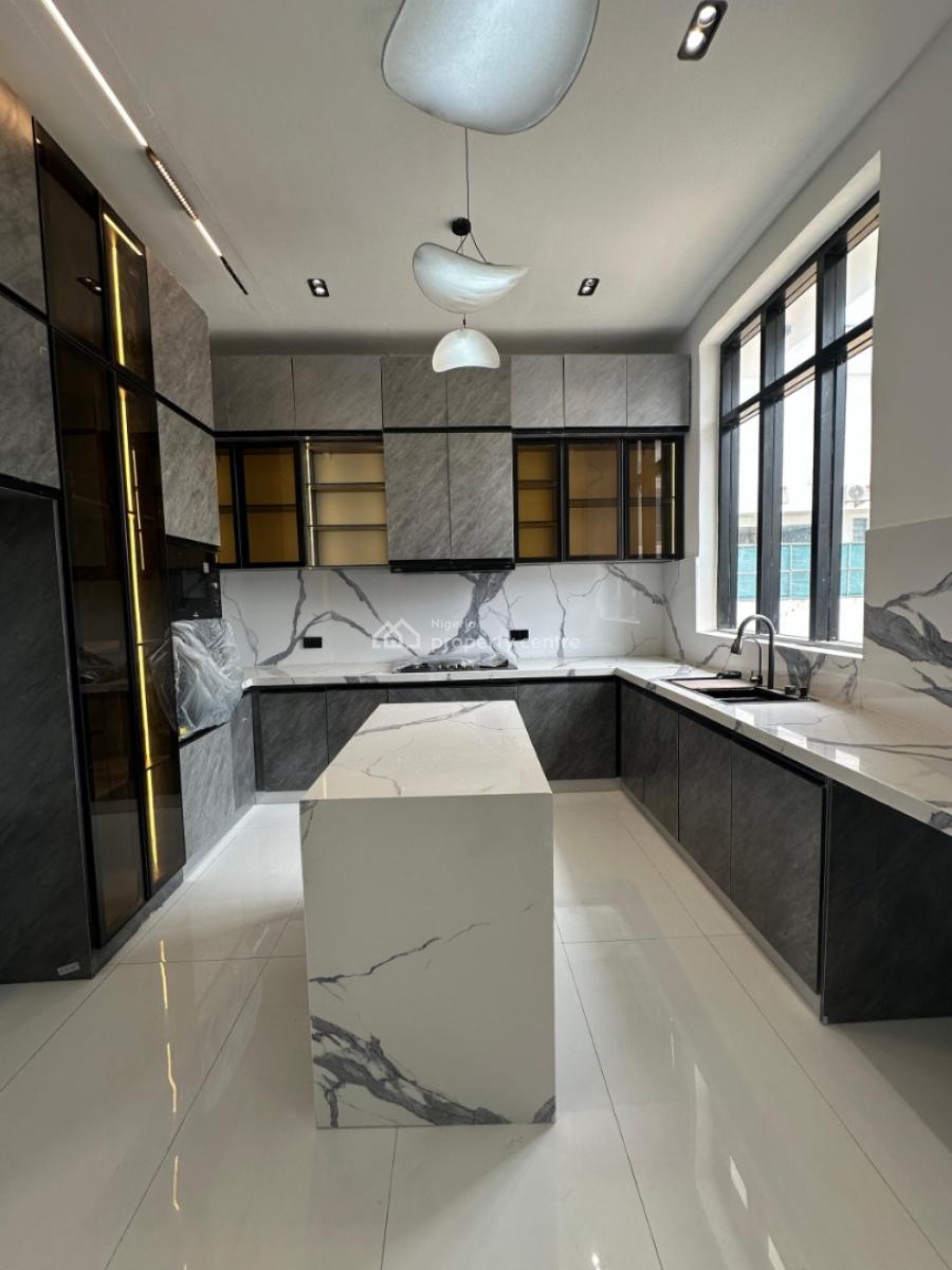 Enormous 5 Bedroom Duplex with a Bq and a Beautiful Garden, Chevron, Lekki, Lagos, Detached Duplex for Sale