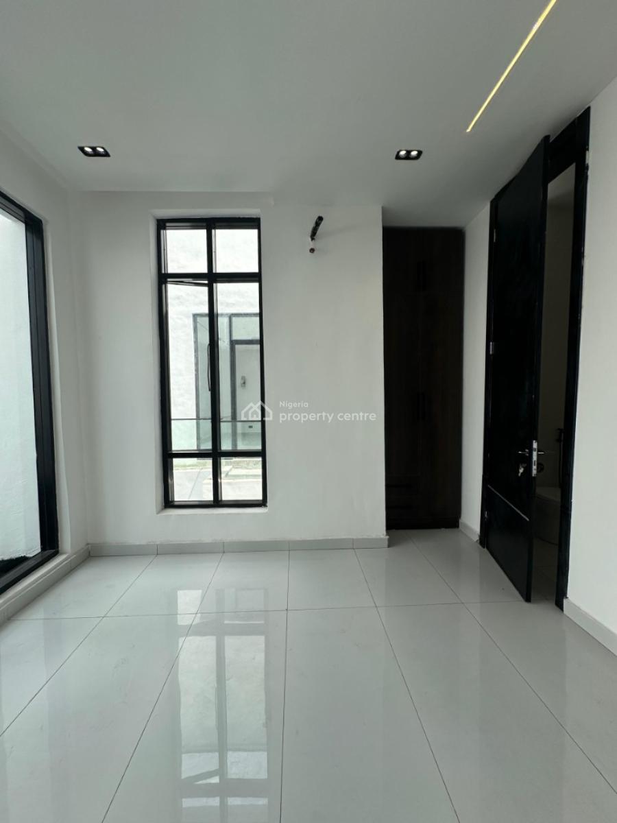 Enormous 5 Bedroom Duplex with a Bq and a Beautiful Garden, Chevron, Lekki, Lagos, Detached Duplex for Sale