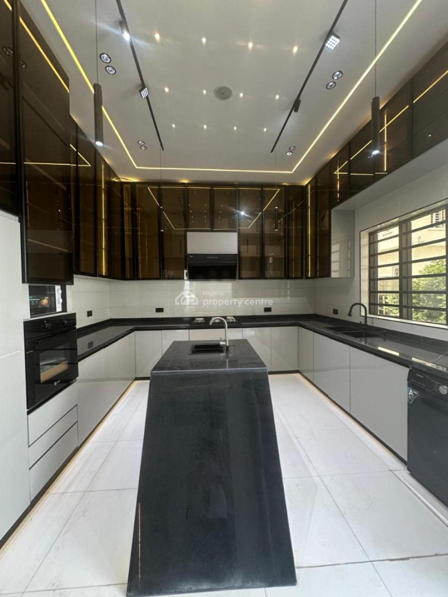 Excellent 5 Bedroom Duplex with a Bq and a Pool, Chevron, Lekki, Lagos, Detached Duplex for Sale