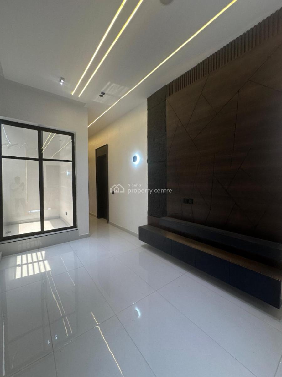 Excellent 5 Bedroom Duplex with a Bq and a Pool, Chevron, Lekki, Lagos, Detached Duplex for Sale