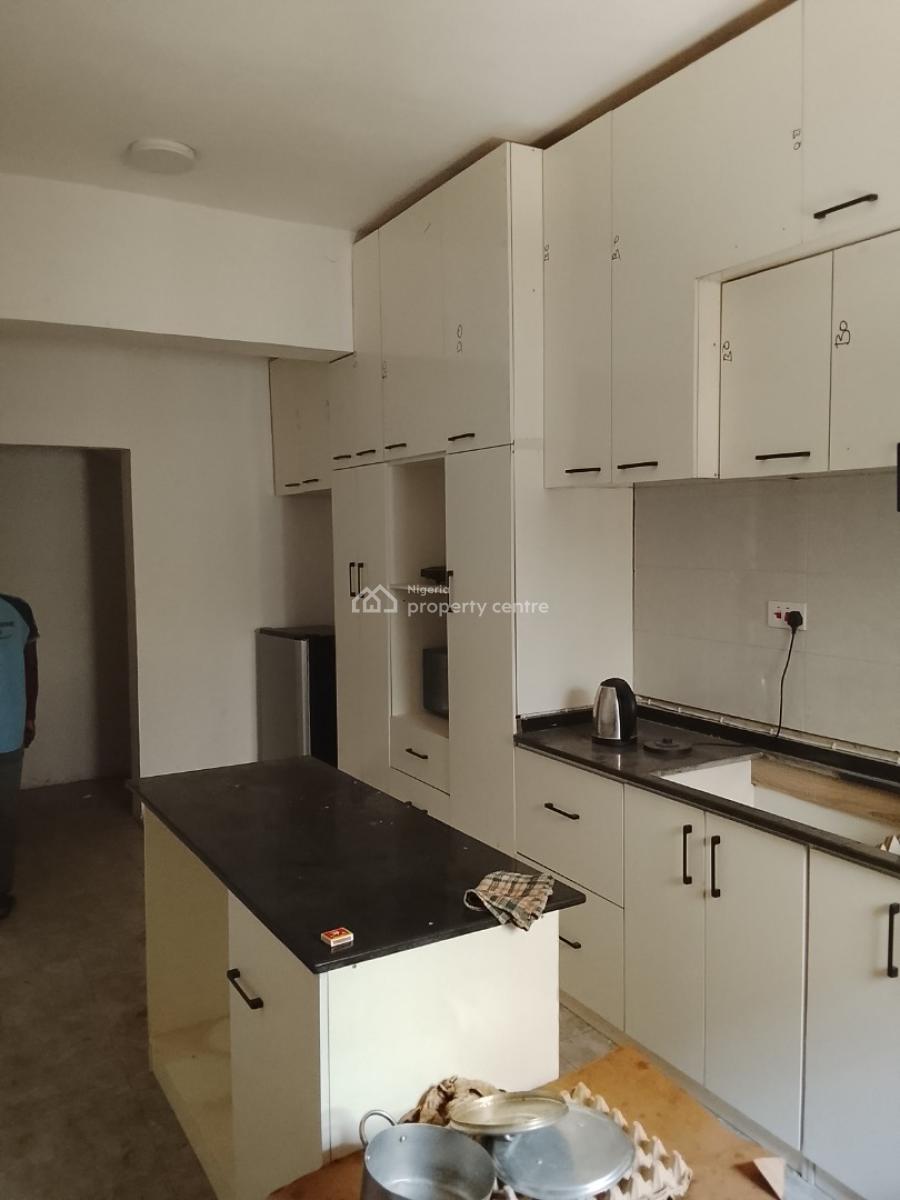 Serviced 4 Bedroom Terrace Duplex with a Room Bq, Durumi, Abuja, Terraced Duplex for Rent