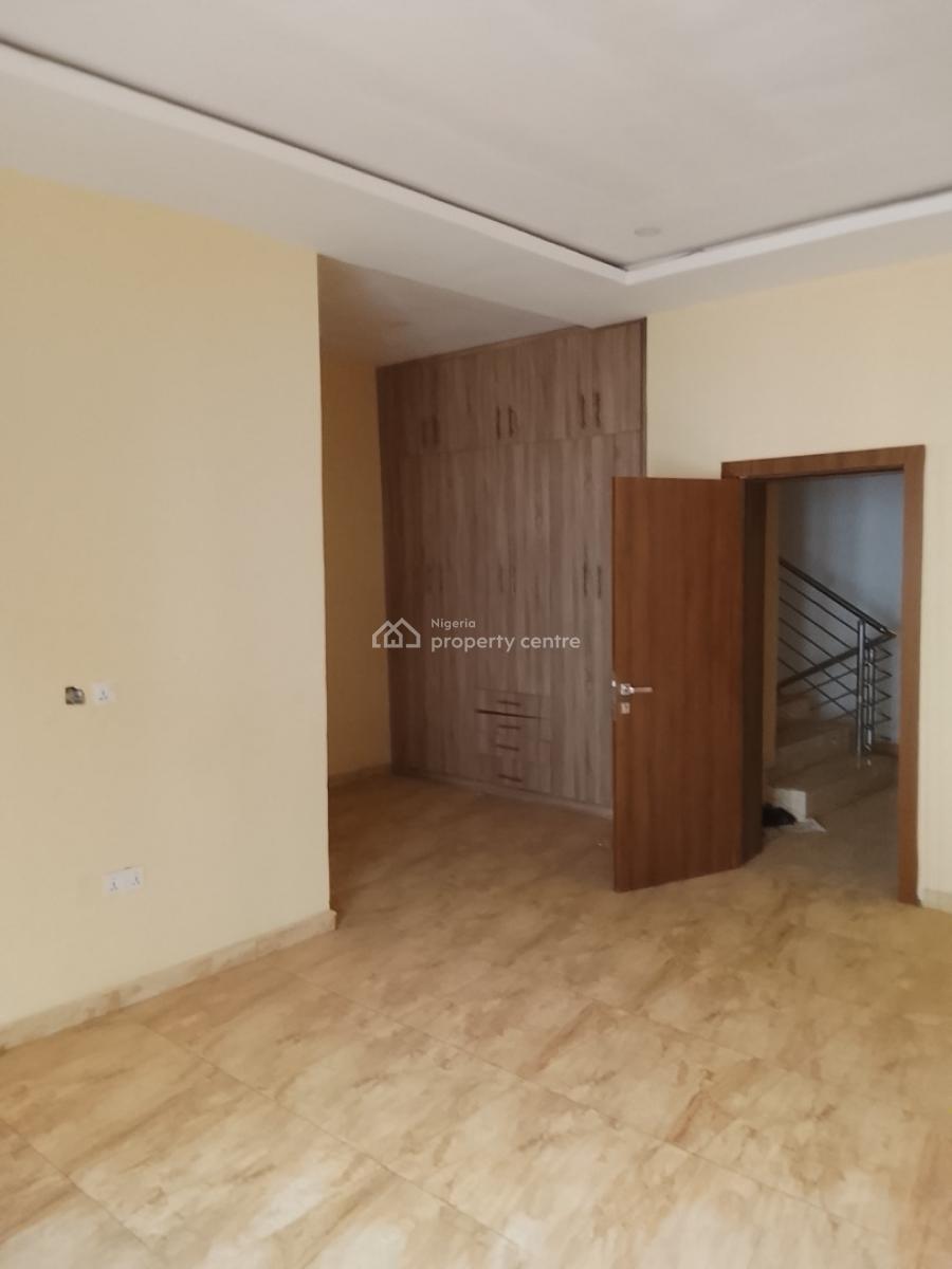 Serviced 4 Bedroom Terrace Duplex with a Room Bq, Durumi, Abuja, Terraced Duplex for Rent