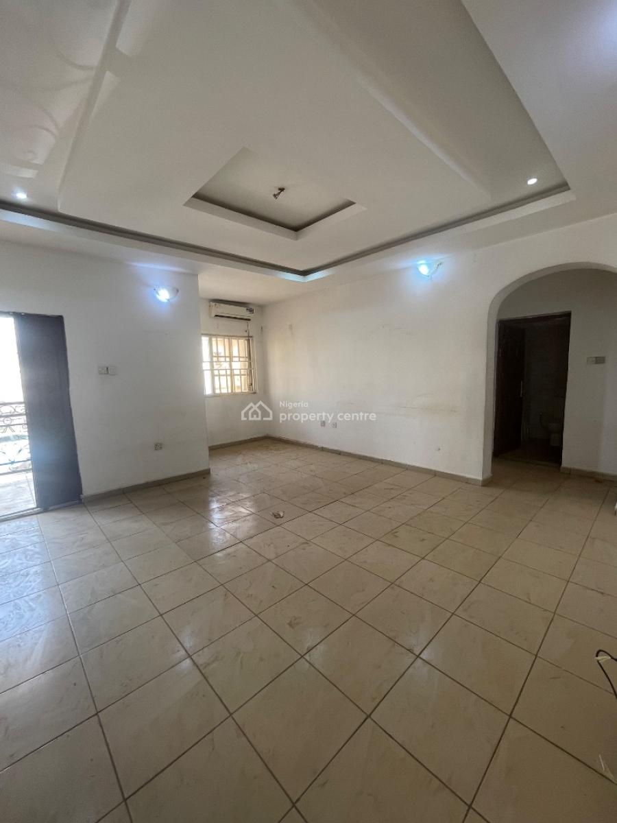 2-bedroom Flat on a Tarred Road, Dawaki News Engineering, Dawaki, Gwarinpa, Abuja, Flat / Apartment for Rent