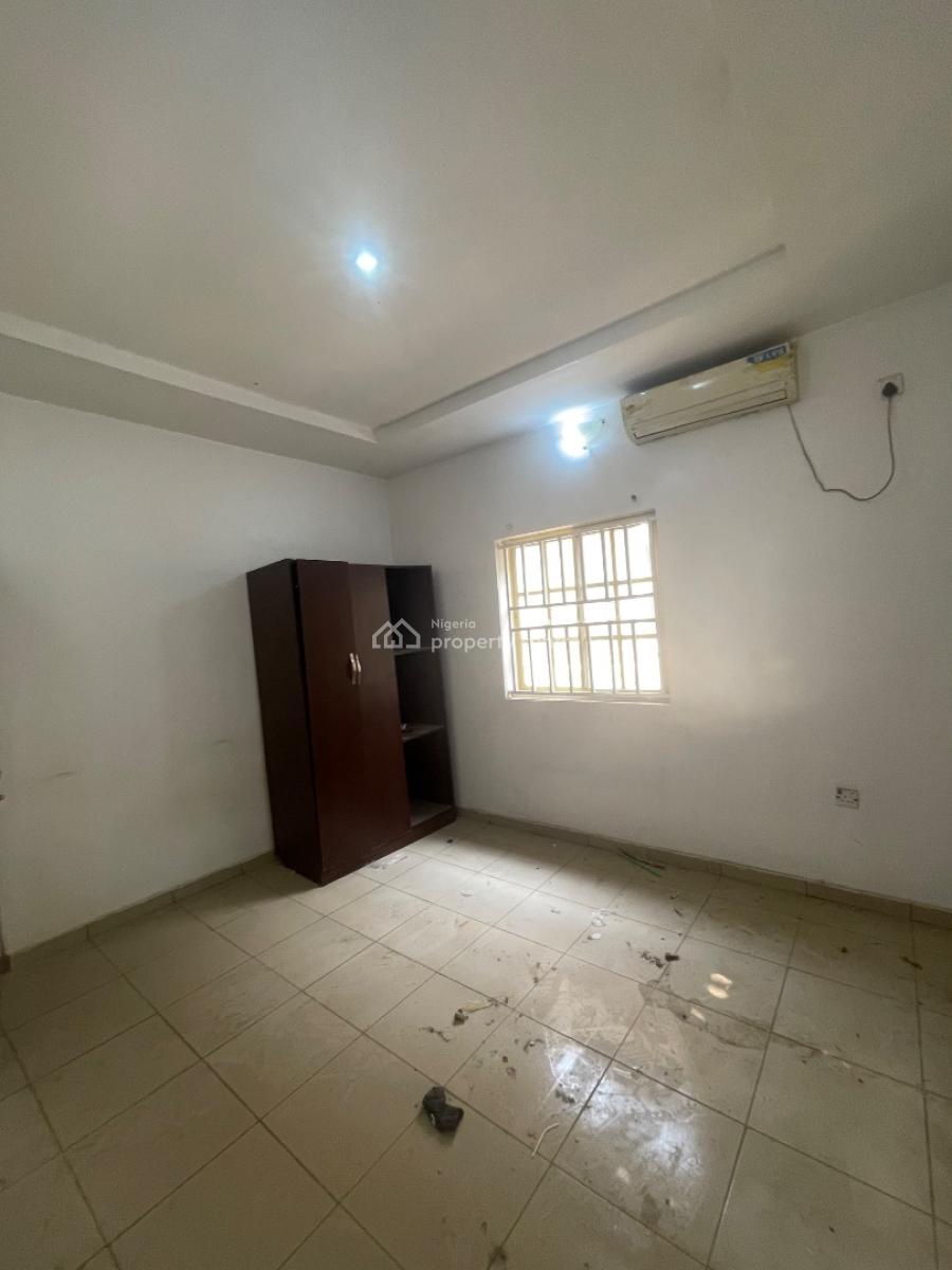 2-bedroom Flat on a Tarred Road, Dawaki News Engineering, Dawaki, Gwarinpa, Abuja, Flat / Apartment for Rent