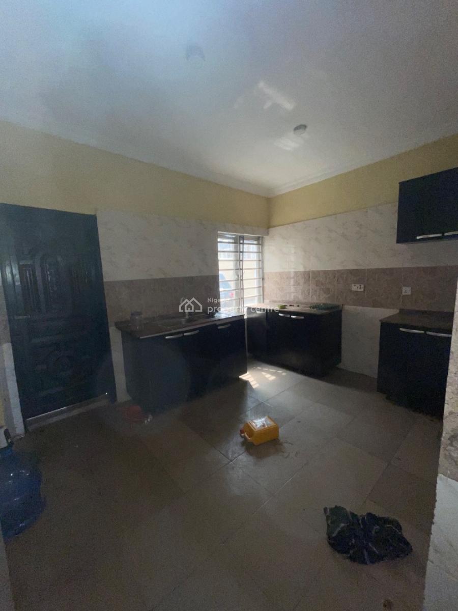 a Spacious 2 Bedroom Apartment, Mobil Road, Ilaje, Ajah, Lagos, Flat / Apartment for Rent