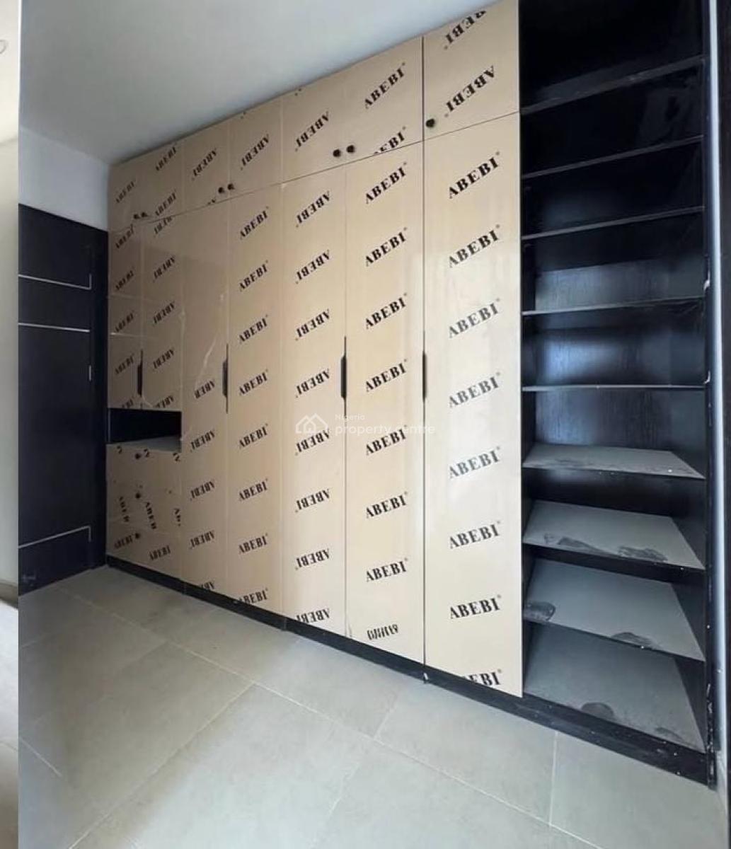 4 Bedroom Apartments, Phase 1, Lekki, Lagos, Flat / Apartment for Rent