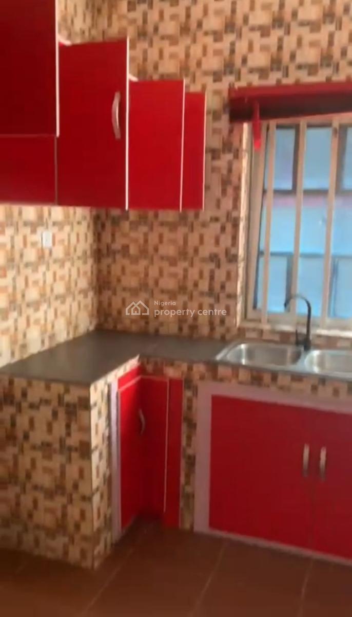 Clean 3 Bedroom Flat, Lbs Olukonla, Ajiwe, Ajah, Lagos, Flat / Apartment for Rent