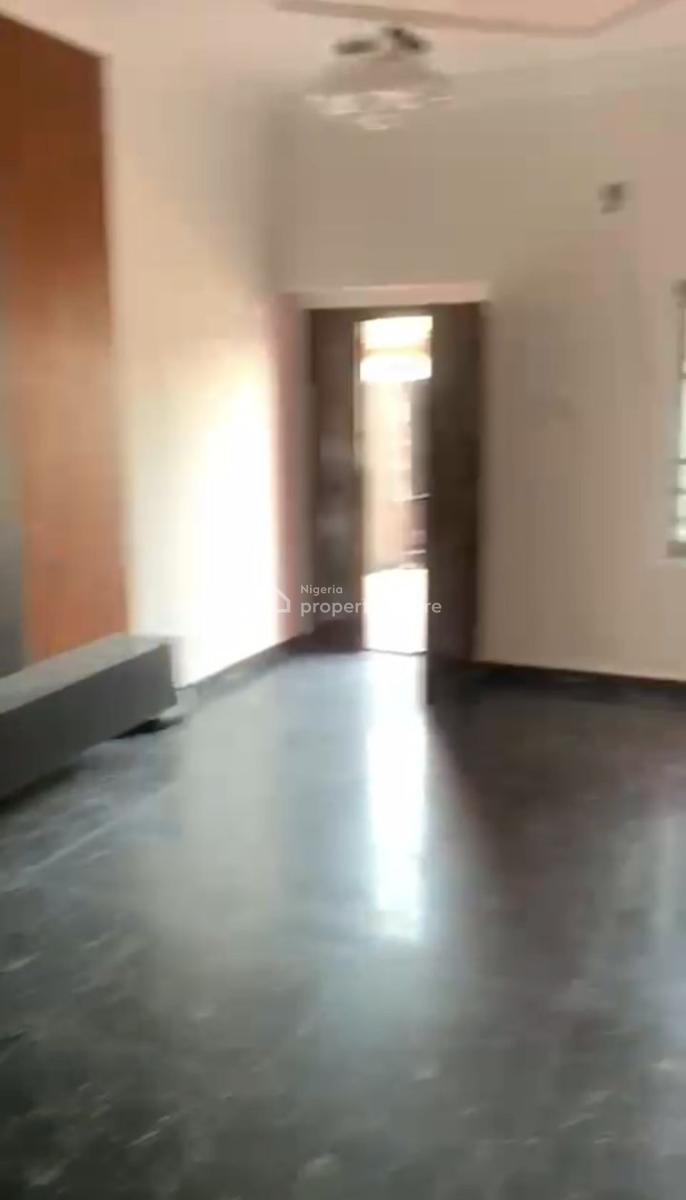 Clean 3 Bedroom Flat, Lbs Olukonla, Ajiwe, Ajah, Lagos, Flat / Apartment for Rent