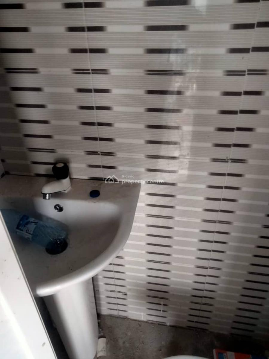 2 Bedroom Flat, Magboro, Ogun, Flat / Apartment for Rent