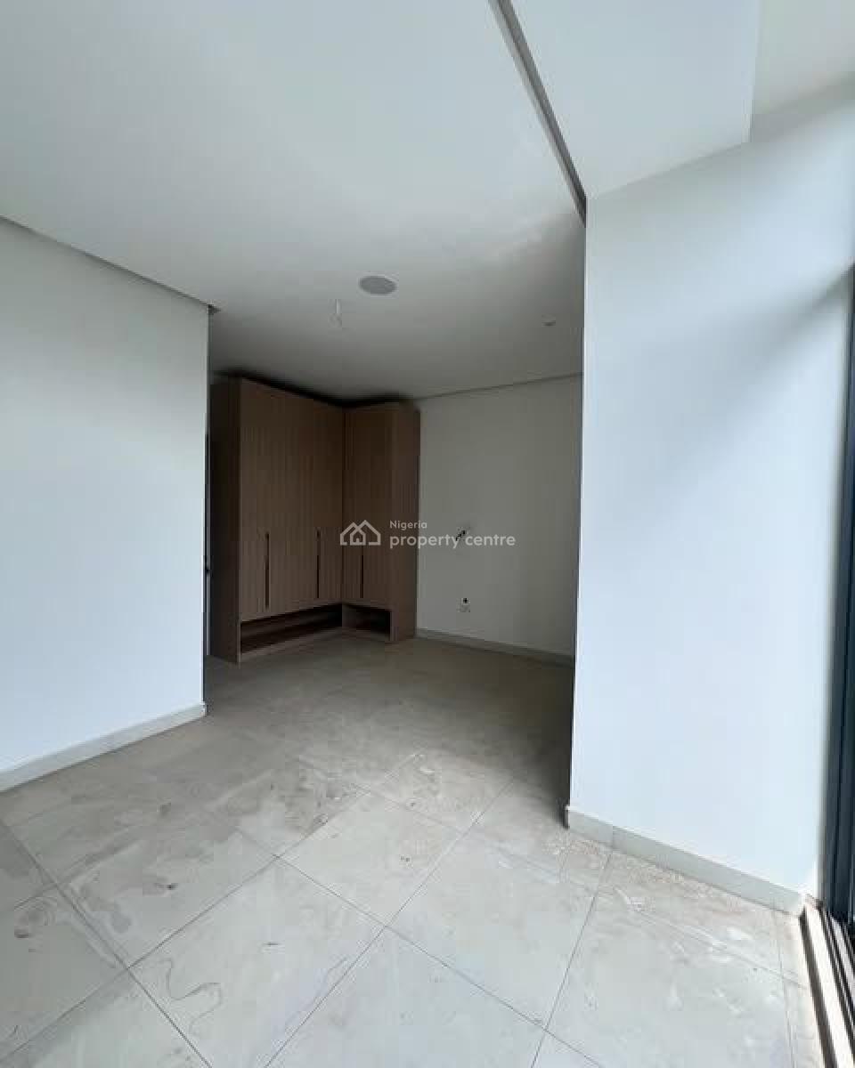 Elite  Spacious & Modern 4-bedroom Terrace, New Road, Ologolo, Lekki, Lagos, Terraced Duplex for Rent