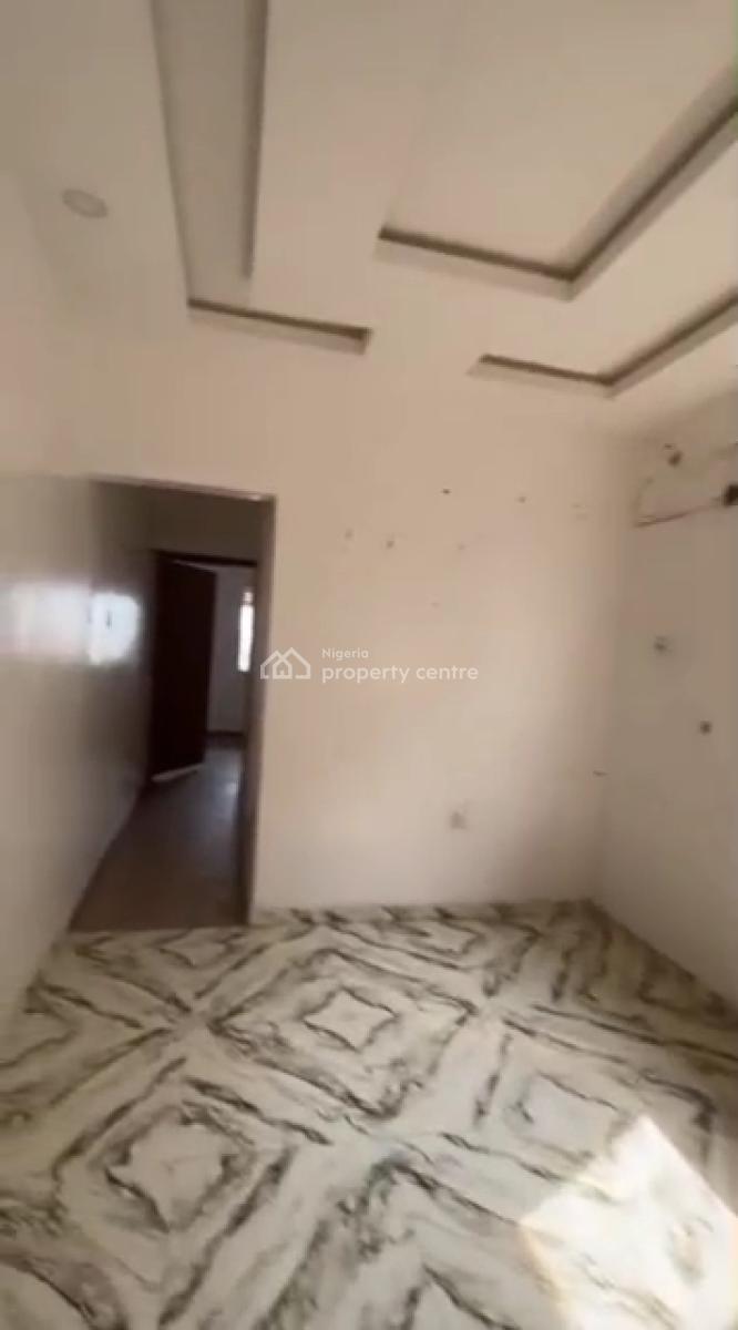 Lovely and Decent Miniflat Upflat, Sawmill, Gbagada, Lagos, Flat / Apartment for Rent