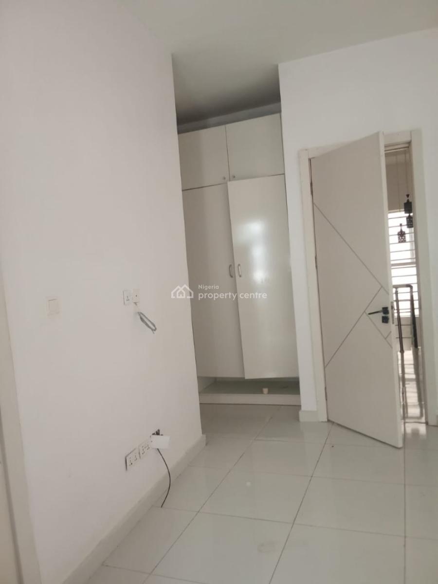 4 Bedroom Terrace Duplex  Specious Rooms, Lekki, Lagos, Terraced Duplex for Rent