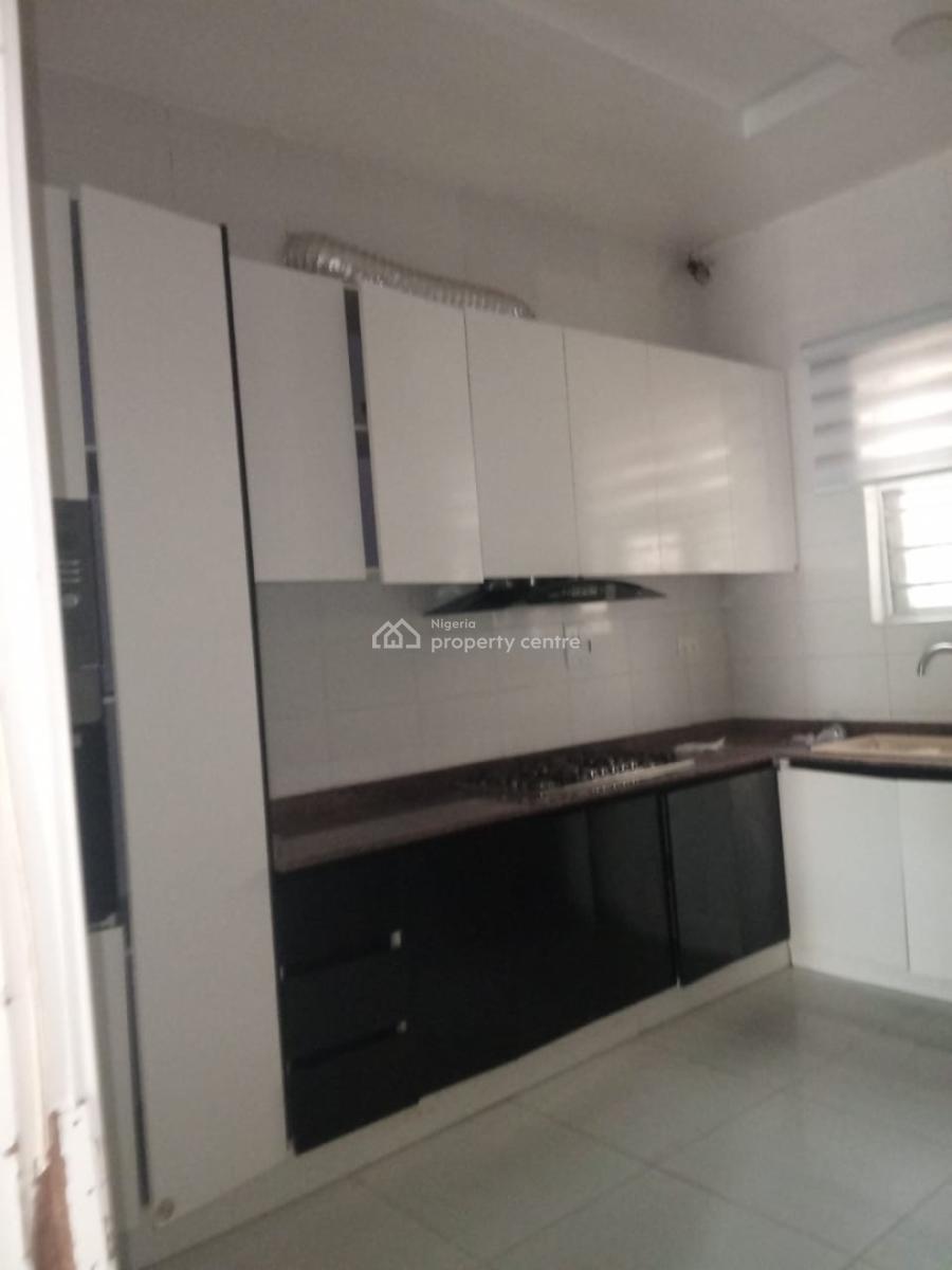 4 Bedroom Terrace Duplex  Specious Rooms, Lekki, Lagos, Terraced Duplex for Rent