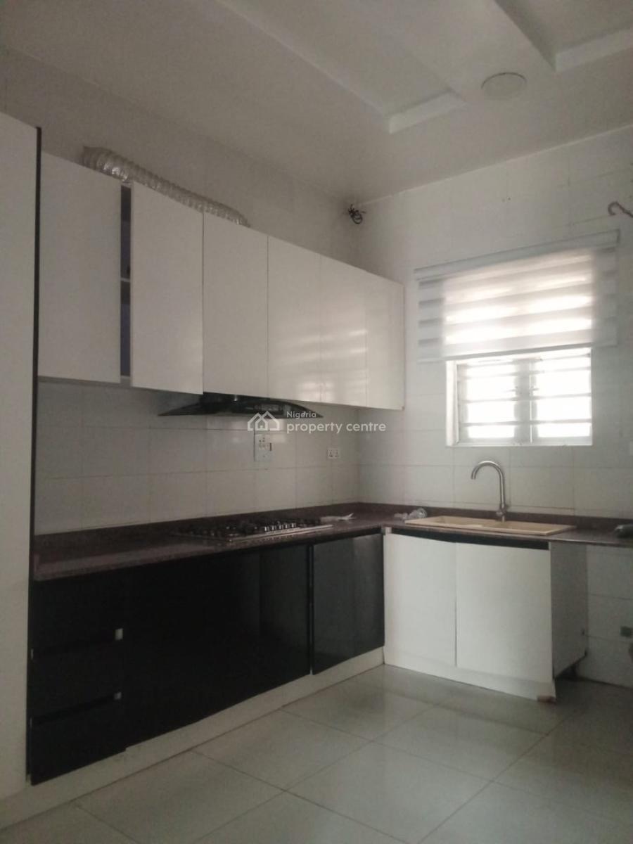 4 Bedroom Terrace Duplex  Specious Rooms, Lekki, Lagos, Terraced Duplex for Rent