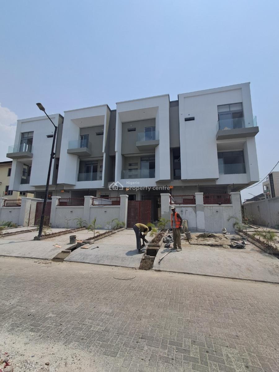 Exclusive 3 Bedroom Terrace Plus Bq in a Self Compund., Lekki Phase 1, Lekki, Lagos, Terraced Duplex for Sale