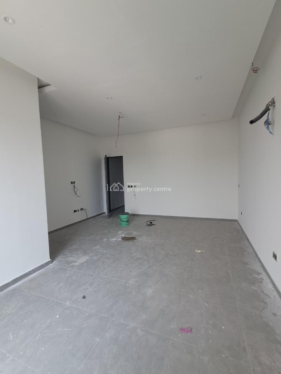 Exclusive 3 Bedroom Terrace Plus Bq in a Self Compund., Lekki Phase 1, Lekki, Lagos, Terraced Duplex for Sale