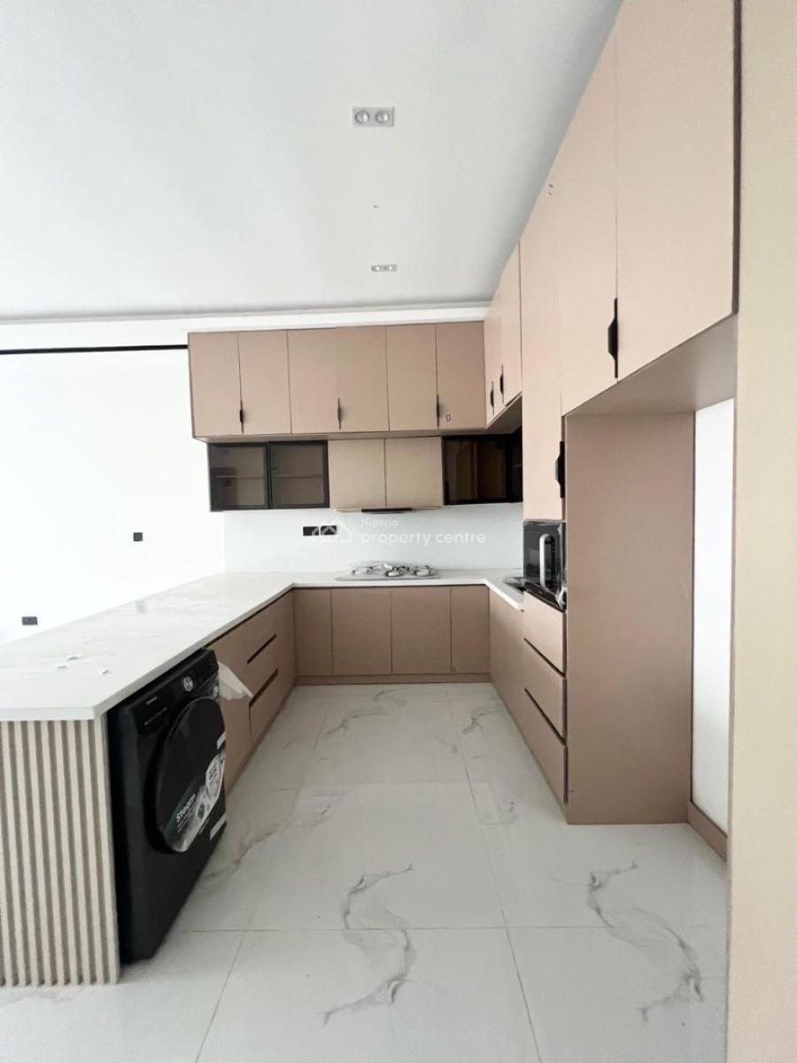 Luxurious 3 Bedroom Apartments with Swimming Pool & Elevator, Lekki Phase 1, Lekki, Lagos, Flat / Apartment for Sale