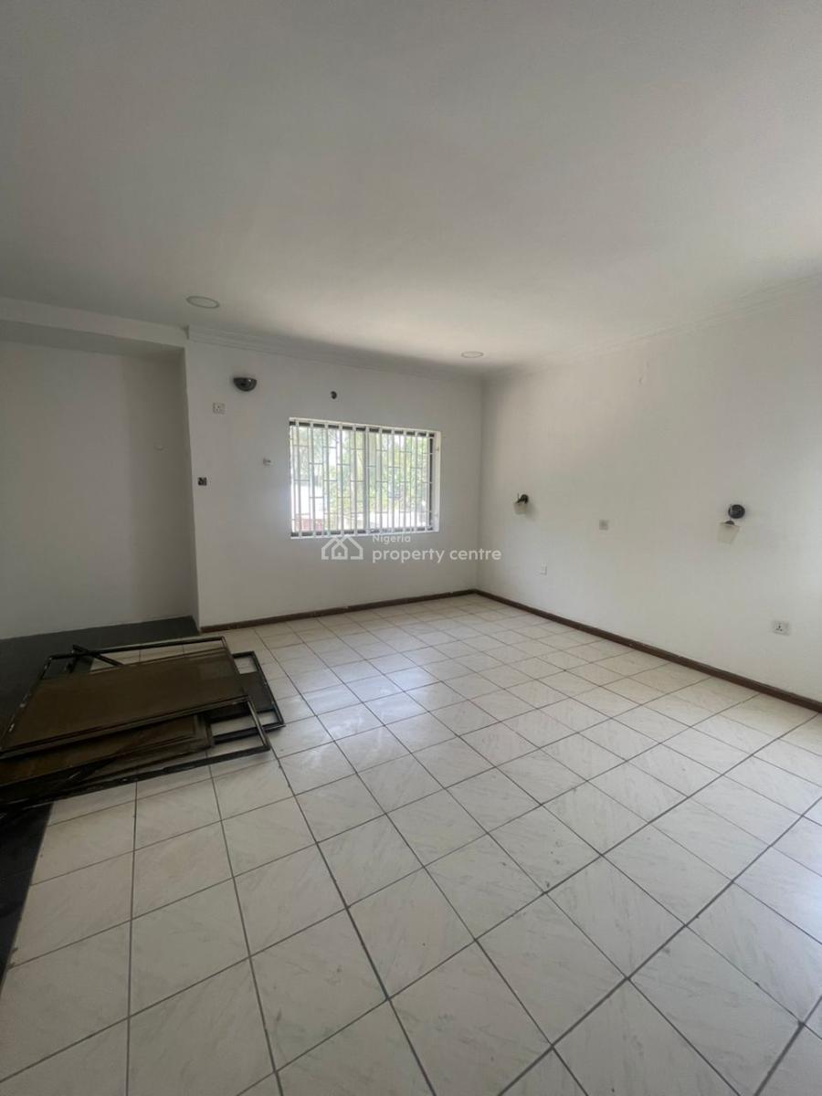 Standard 5 Bedroom Semi Detached Stand Alone Duplex with 2 Room Bq, Maitama District, Abuja, Semi-detached Duplex for Rent