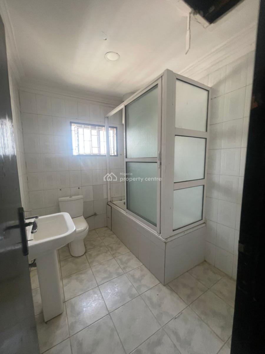 Standard 5 Bedroom Semi Detached Stand Alone Duplex with 2 Room Bq, Maitama District, Abuja, Semi-detached Duplex for Rent