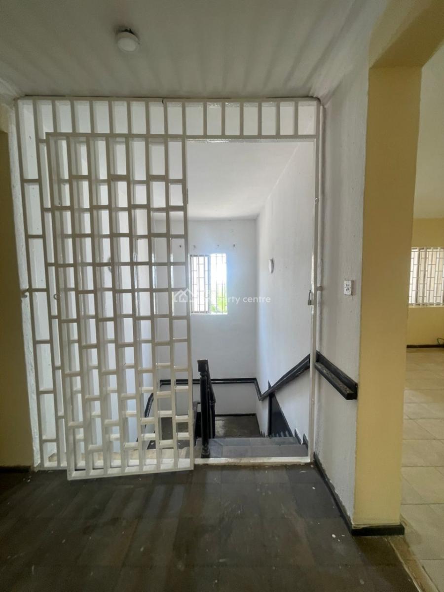 Standard 5 Bedroom Semi Detached Stand Alone Duplex with 2 Room Bq, Maitama District, Abuja, Semi-detached Duplex for Rent