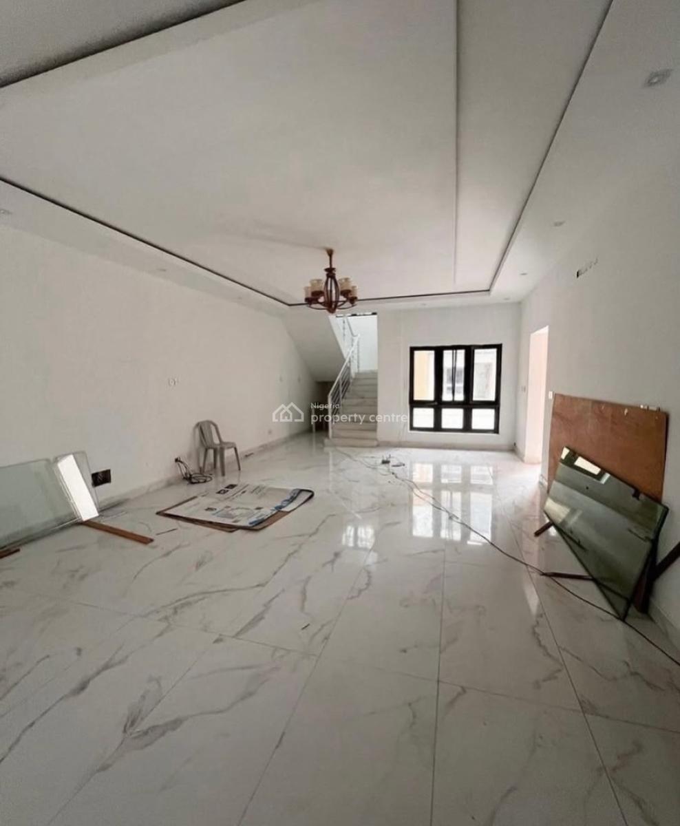 Serviced with 24/7 Power Supply 4 Bedroom En-suite Townhouse with an E, Lekki Phase 1, Lekki, Lagos, Terraced Duplex for Rent