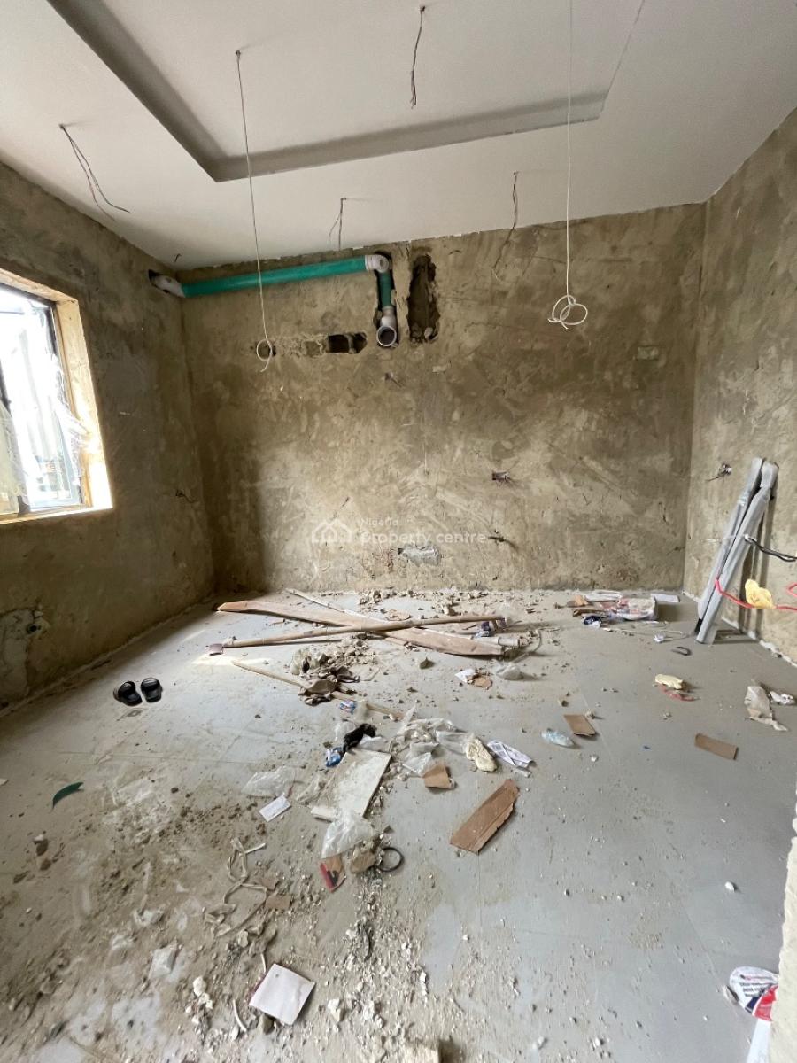 4 Bedroom Terrace Luxury Service Apartment, Lekki Right, Lekki Phase 1, Lekki, Lagos, Terraced Duplex for Sale