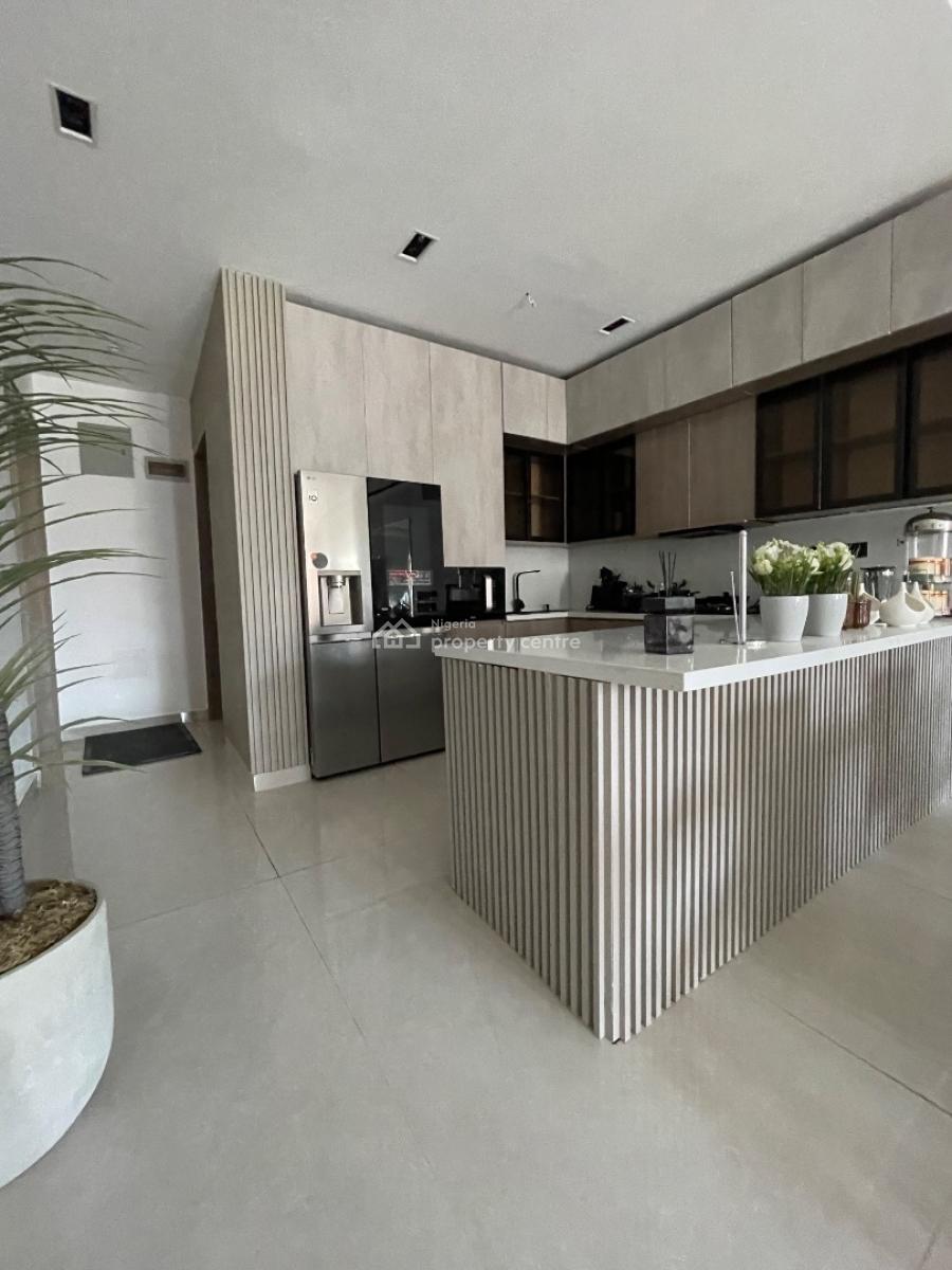 Luxury Serene Waterview 2 Bedroom, Lekki Phase 1, Lekki, Lagos, Flat / Apartment for Sale