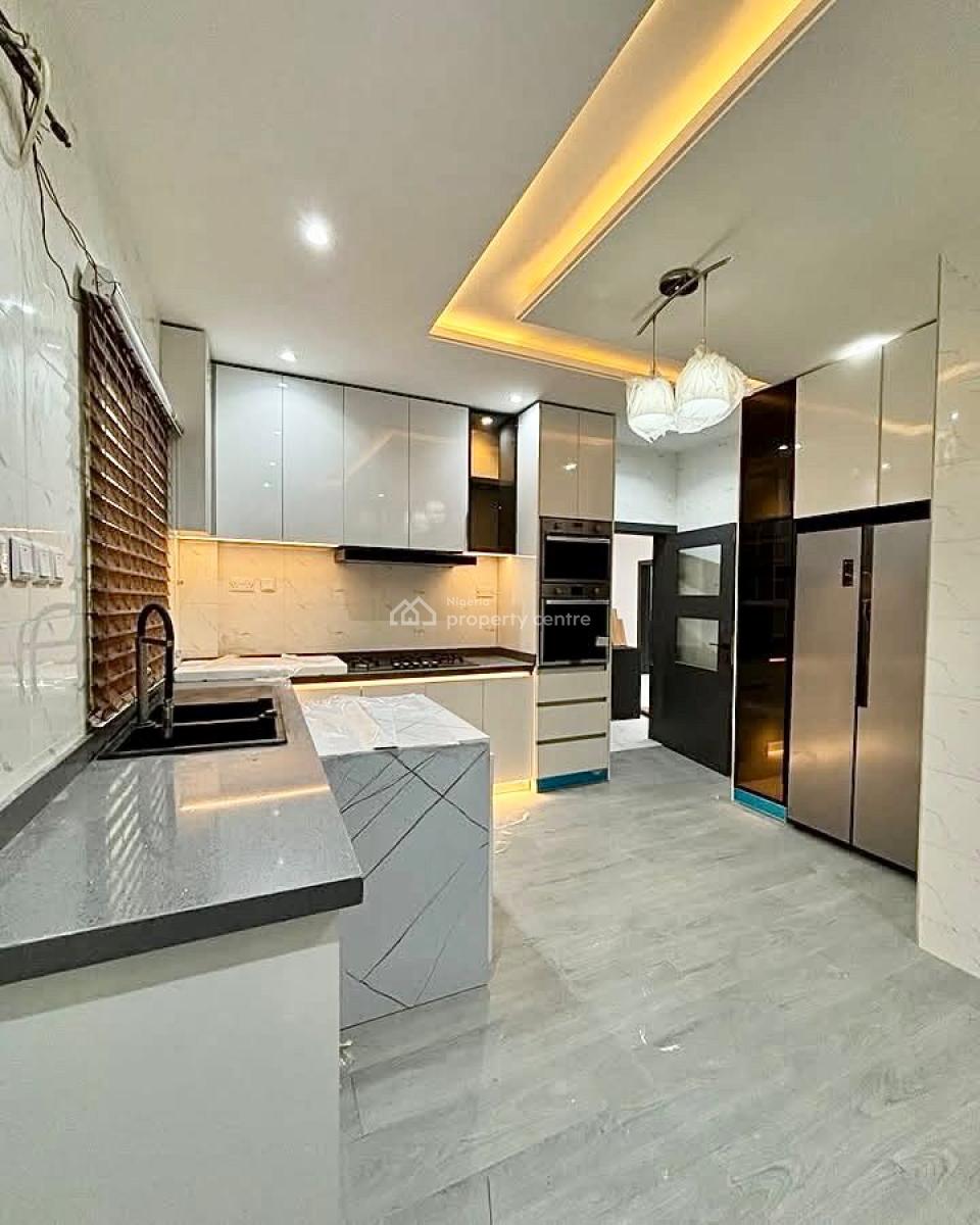 Exquisite 4-bedroom Maisonette + Private Cinema, Lekki Phase 1, Lekki, Lagos, House for Rent