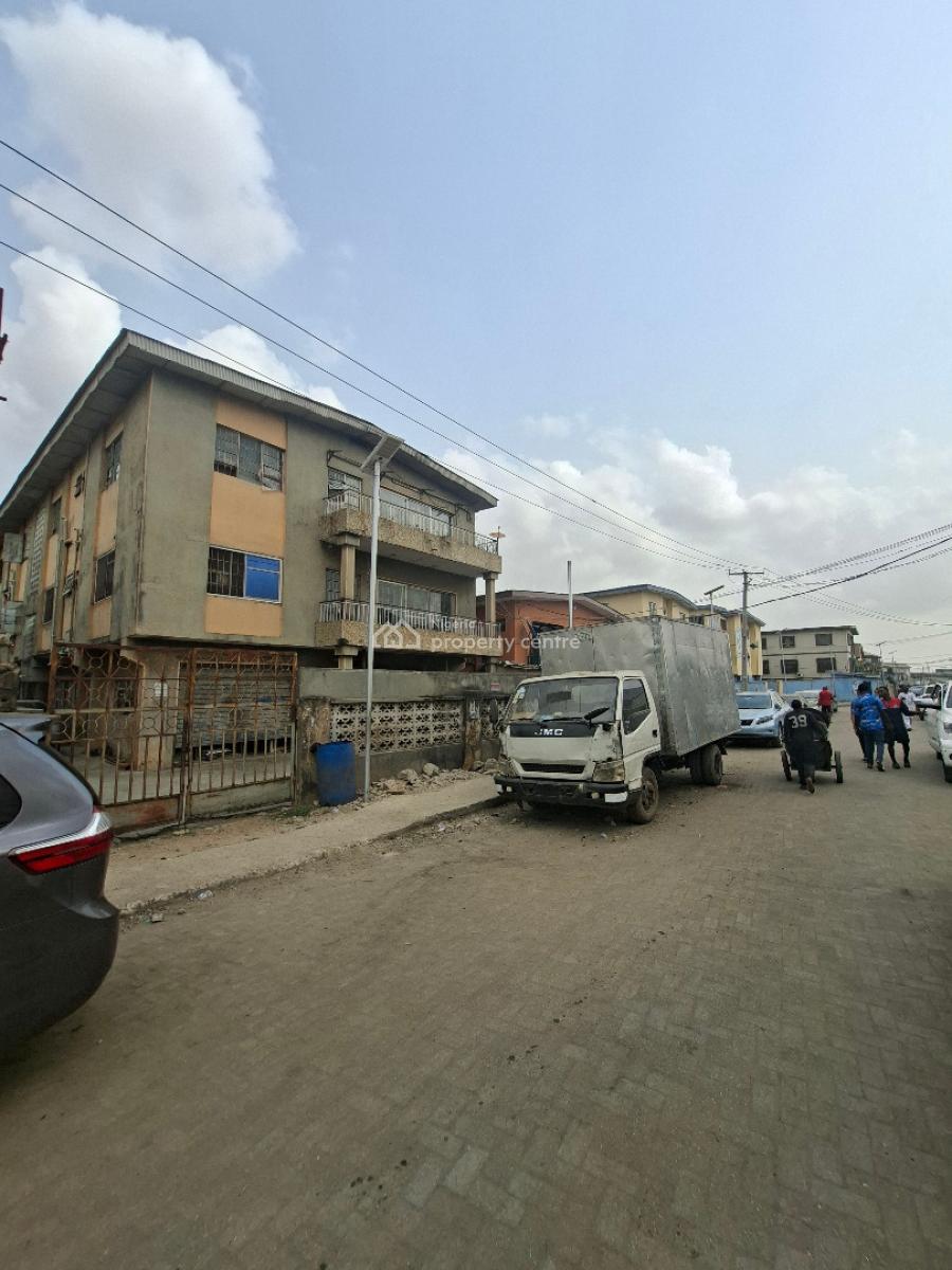 Commercial Block of Flats with Warehouse, Ladipo Market, Mushin, Lagos, Block of Flats for Sale