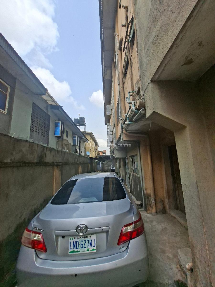 Commercial Block of Flats with Warehouse, Ladipo Market, Mushin, Lagos, Block of Flats for Sale