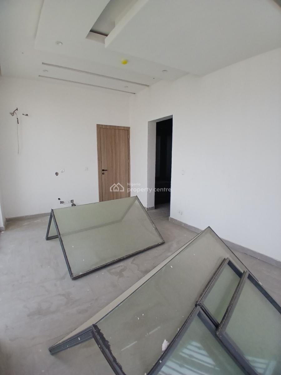 Newly Built and Well-finished and Serviced 3 Bedroom En-suite Flat. It, Ikate Elegushi, Lekki, Lagos, Flat / Apartment for Sale