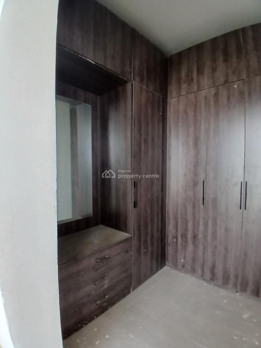 Newly Built and Well-finished and Serviced 3 Bedroom En-suite Flat. It, Ikate Elegushi, Lekki, Lagos, Flat / Apartment for Sale