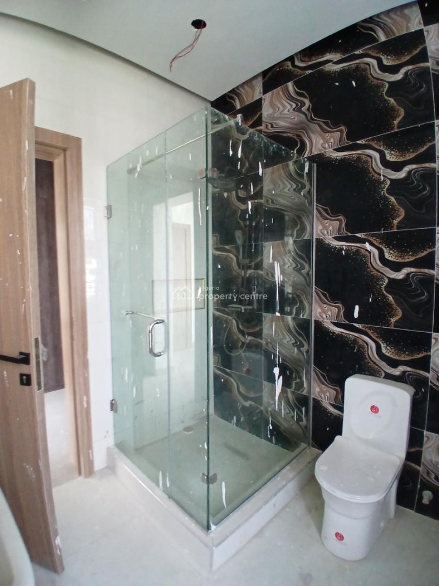 Newly Built and Well-finished and Serviced 3 Bedroom En-suite Flat. It, Ikate Elegushi, Lekki, Lagos, Flat / Apartment for Sale