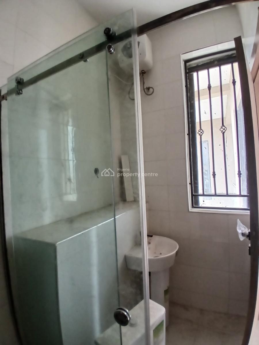 Newly Built and Well-finished and Serviced 3 Bedroom En-suite Flat. It, Ikate Elegushi, Lekki, Lagos, Flat / Apartment for Sale