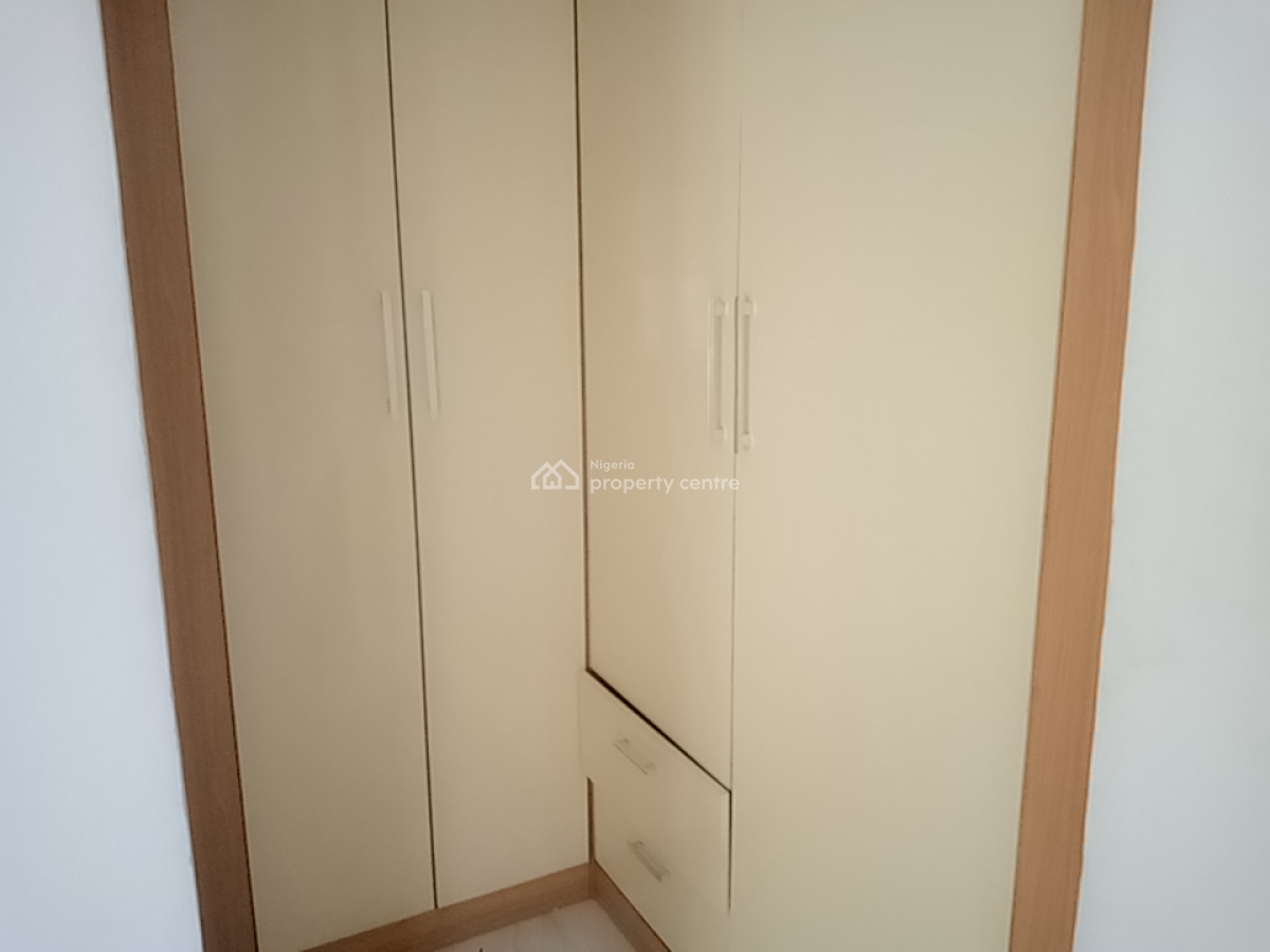 a Neatly and Massively Built 4 Bedroom Terraced Duplex and a Bq, Osapa, Lekki, Lagos, Terraced Duplex for Rent