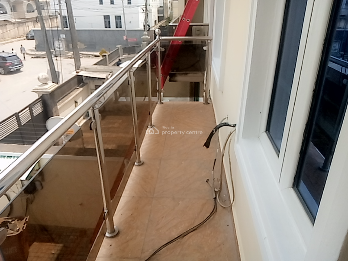 a Neatly and Massively Built 4 Bedroom Terraced Duplex and a Bq, Osapa, Lekki, Lagos, Terraced Duplex for Rent