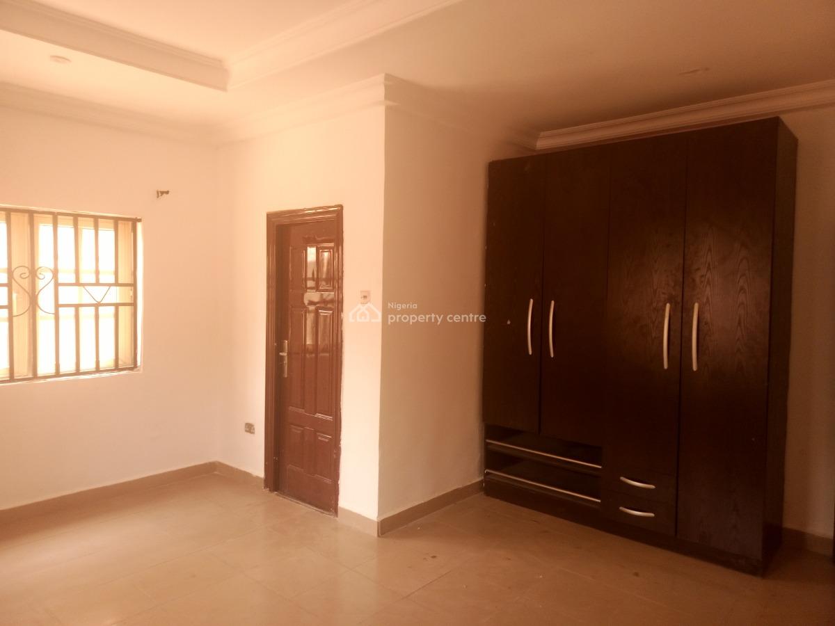 Newly Vacated 3 Bedroom Flat, Close to Maitama, Katampe, Abuja, Flat / Apartment for Rent