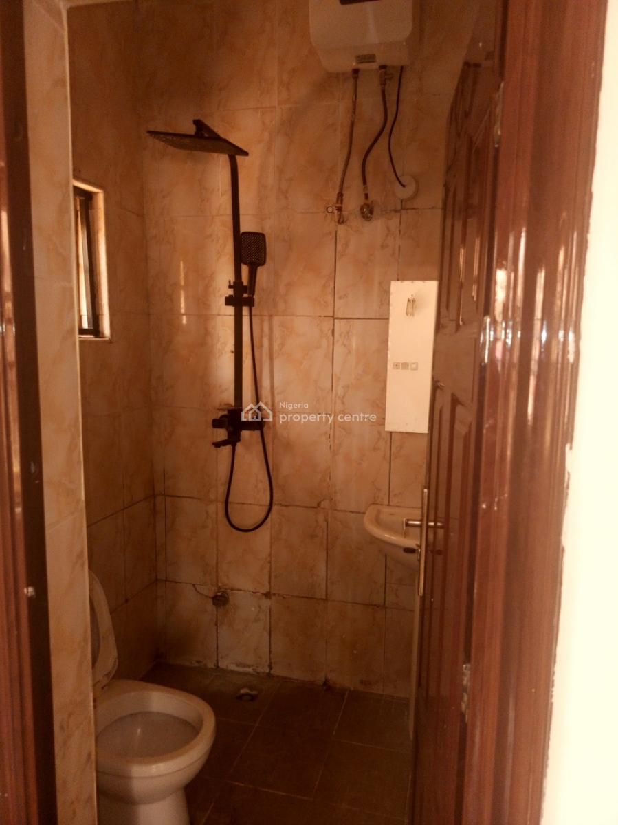 Newly Vacated 3 Bedroom Flat, Close to Maitama, Katampe, Abuja, Flat / Apartment for Rent