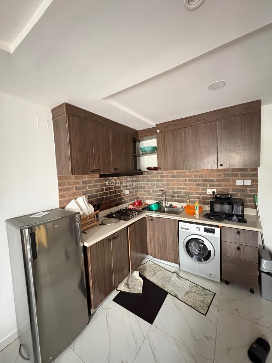 1bedroom/mini Flat, Kenneth Agbakuru Street, Lekki Phase 1, Lekki, Lagos, Mini Flat (room and Parlour) for Rent