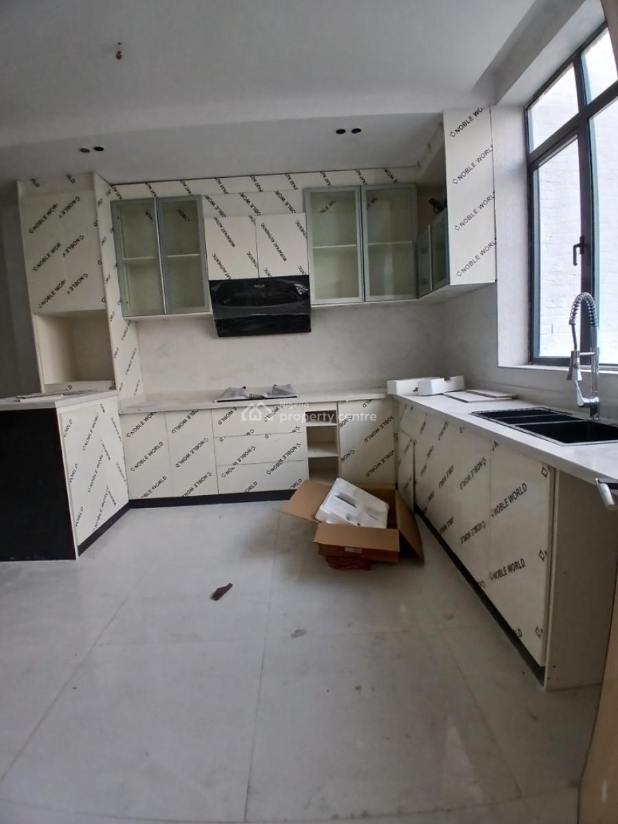 Newly Built and Well-finished and Serviced 2 Bedroom En-suite Flat. It, Ikate Elegushi, Lekki, Lagos, Flat / Apartment for Sale