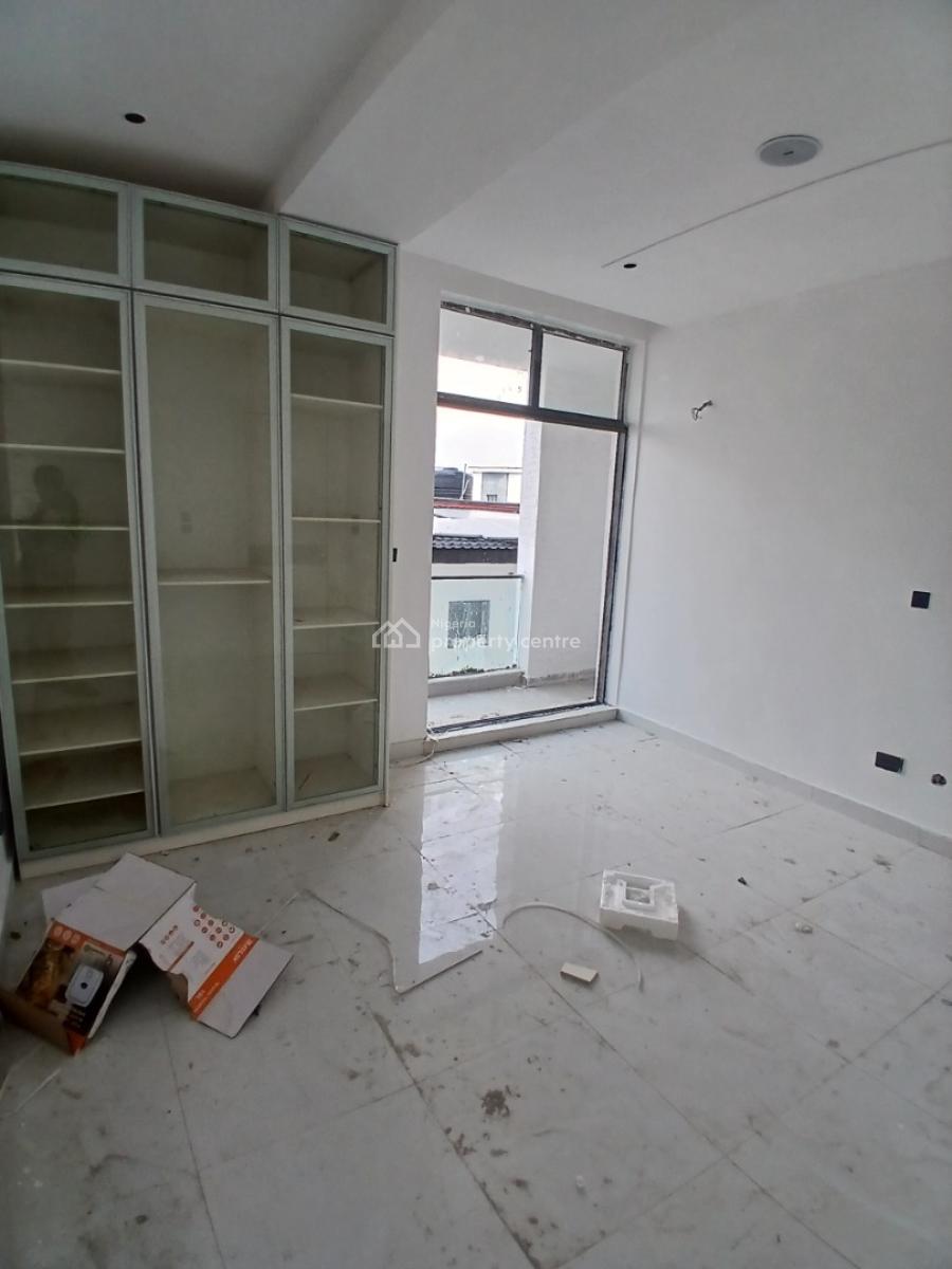 Newly Built and Well-finished and Serviced 2 Bedroom En-suite Flat. It, Ikate Elegushi, Lekki, Lagos, Flat / Apartment for Sale