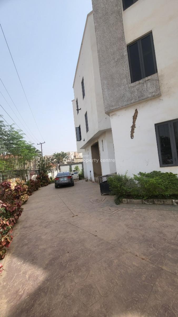 6 Bedroom Semi-detached Duplex, Life Camp Lento Aluminuium Before Polaris Bank, Life Camp, Abuja, Semi-detached Duplex for Sale