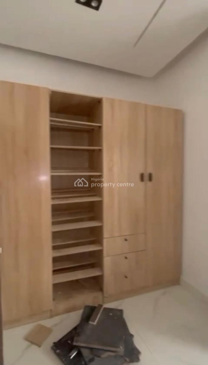 a Spacious 2 Bedroom Apartment, Chisco, Ikate, Lekki, Lagos, Flat / Apartment for Rent