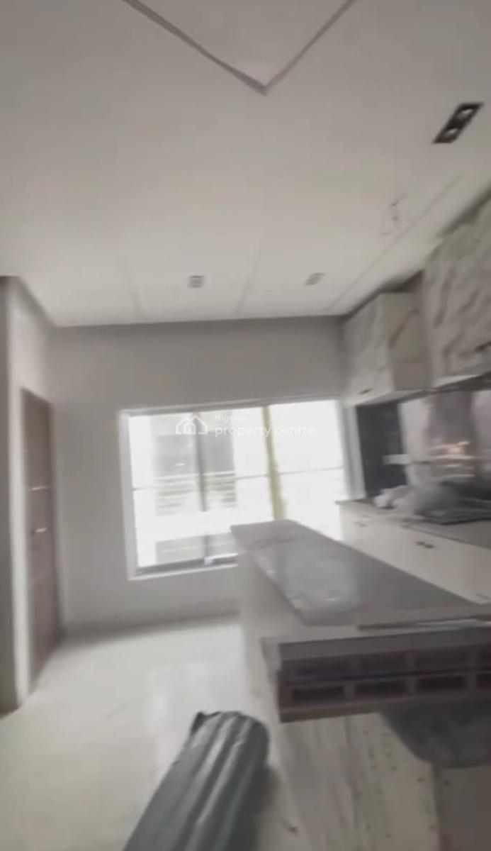 a Spacious 2 Bedroom Apartment, Chisco, Ikate, Lekki, Lagos, Flat / Apartment for Rent