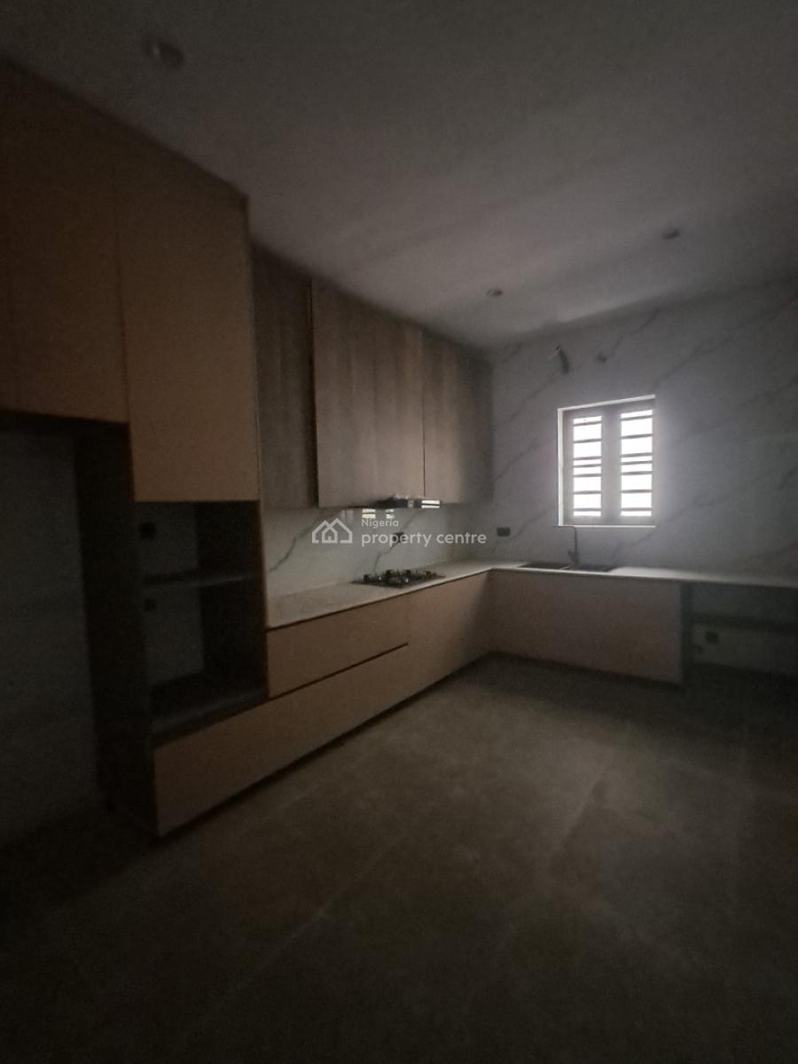 Exquisite 2 Bedroom Apartment Plus Bq in a Secured Estate, Exquisite 2 Bedroom Apartment Plus Bq in a Secured Estate, Lekki Phase 1, Lekki, Lagos, Flat / Apartment for Sale