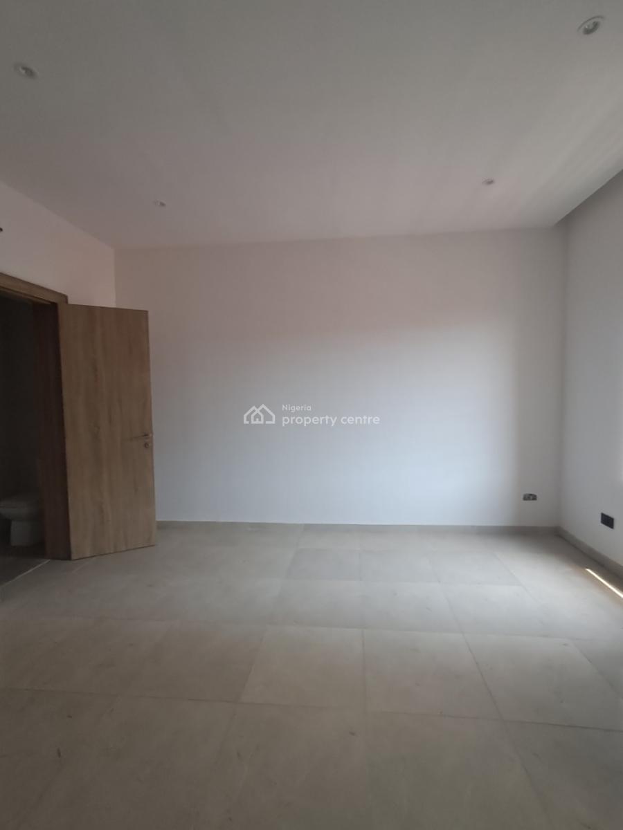 Exquisite 2 Bedroom Apartment Plus Bq in a Secured Estate, Exquisite 2 Bedroom Apartment Plus Bq in a Secured Estate, Lekki Phase 1, Lekki, Lagos, Flat / Apartment for Sale