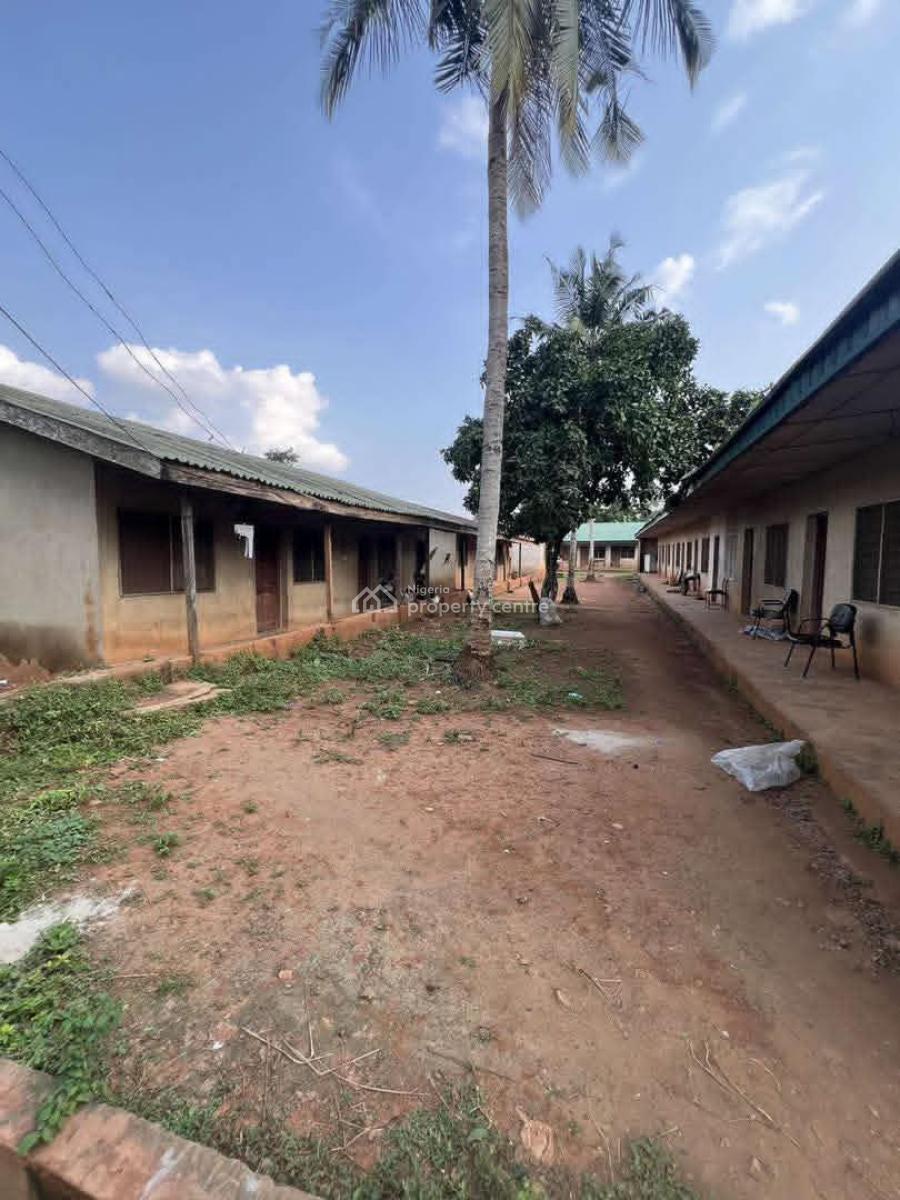 Mixed Used Commercial Property on 6 Acres, Old Ife Road, Close Proximity to Airport Junction/olunloyo Park, Ibadan, Oyo, Commercial Land for Sale