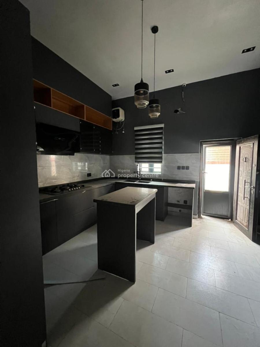 Glamorous 5 Bedroom Fully Detached Duplex with Bq in a Secure Estate, Orchid, Lekki, Lagos, Detached Duplex for Sale